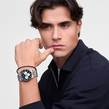 Daniel Wellington Analog Watch in Silver: front