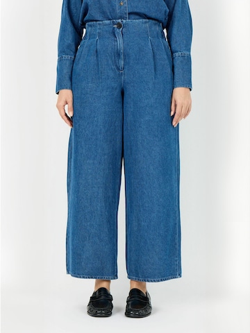 Wasabi Concept Regular Broek ' WA-JANE ' in Blauw: voorkant