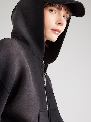 WEEKDAY Суичъри с качулка 'Danni' в черно