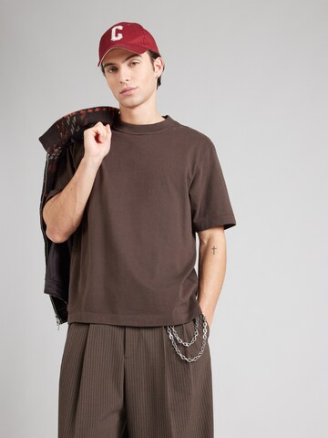 Abercrombie & Fitch Bluser & t-shirts i brun: forside