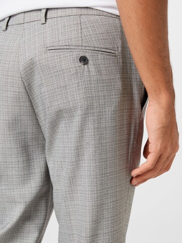 BURTON MENSWEAR LONDON Regular Hose in Grau