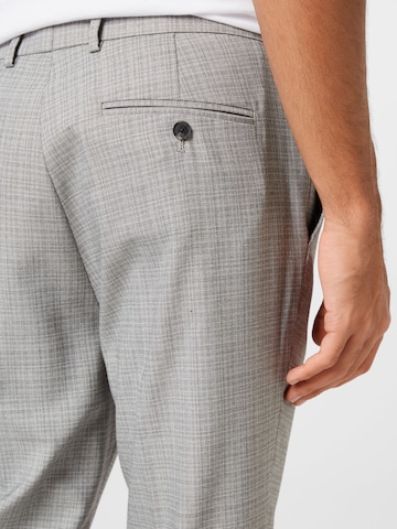 BURTON MENSWEAR LONDON - regular Pantalón de pinzas en gris