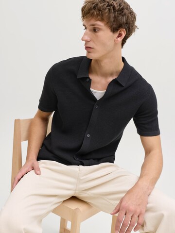 Coupe regular Chemise 'JJEGEORGE' JACK & JONES en noir