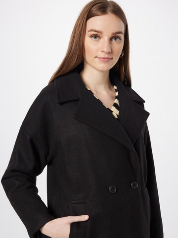 VERO MODA Between-Seasons Coat 'SPENCER' in Black