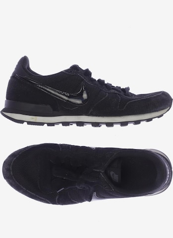 NIKE Sneakers & Trainers in 42,5 in Black: front