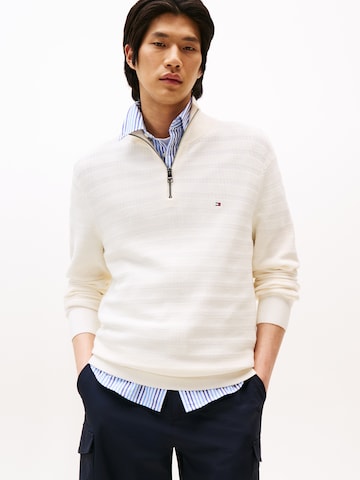 TOMMY HILFIGER Sweatshirt in Beige: Vorderseite