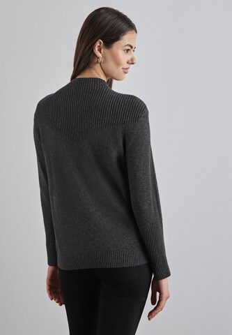 STREET ONE Pullover in Grau