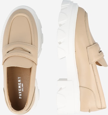 PAVEMENT Classic Flats 'Whitney' in Beige
