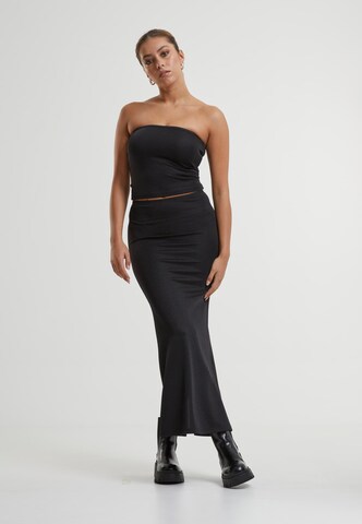 Gonna di Urban Classics in nero