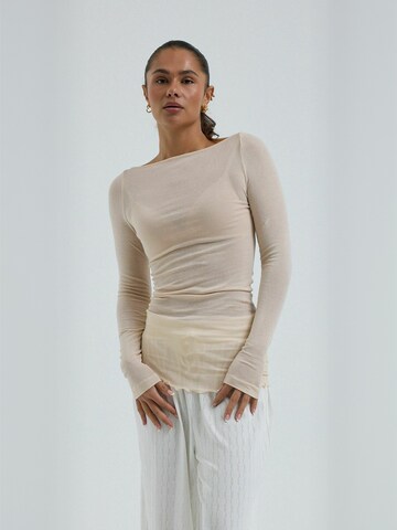 T-shirt Seamless Basic en beige : devant