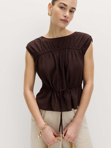 Camicia da donna di Marks & Spencer in nero: frontale