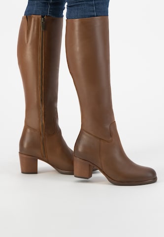 Mysa Boots 'Peta' in Beige: front