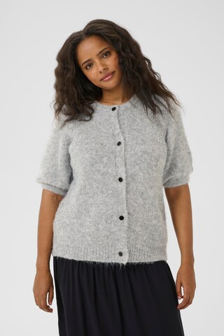 Cardigan KAFFE CURVE en gris
