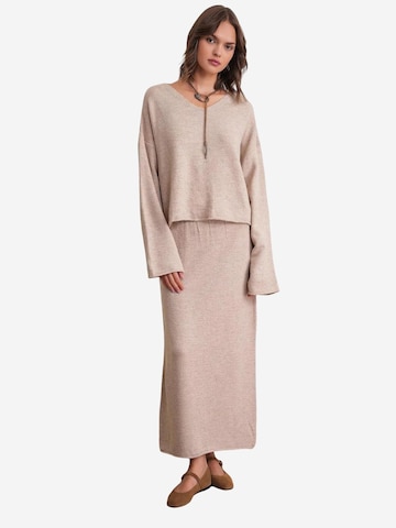 Costume MixRay en beige : devant