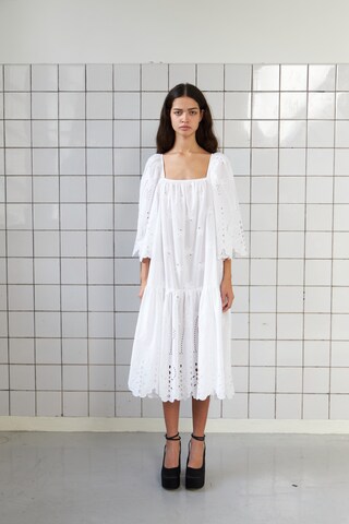 Robe Stella Nova en blanc : devant