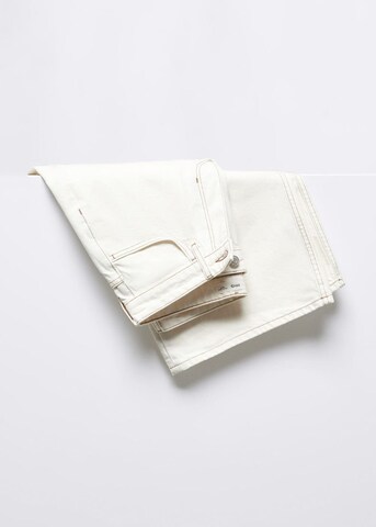 MANGO Szeroka nogawka Jeansy 'gabby' w kolorze biały