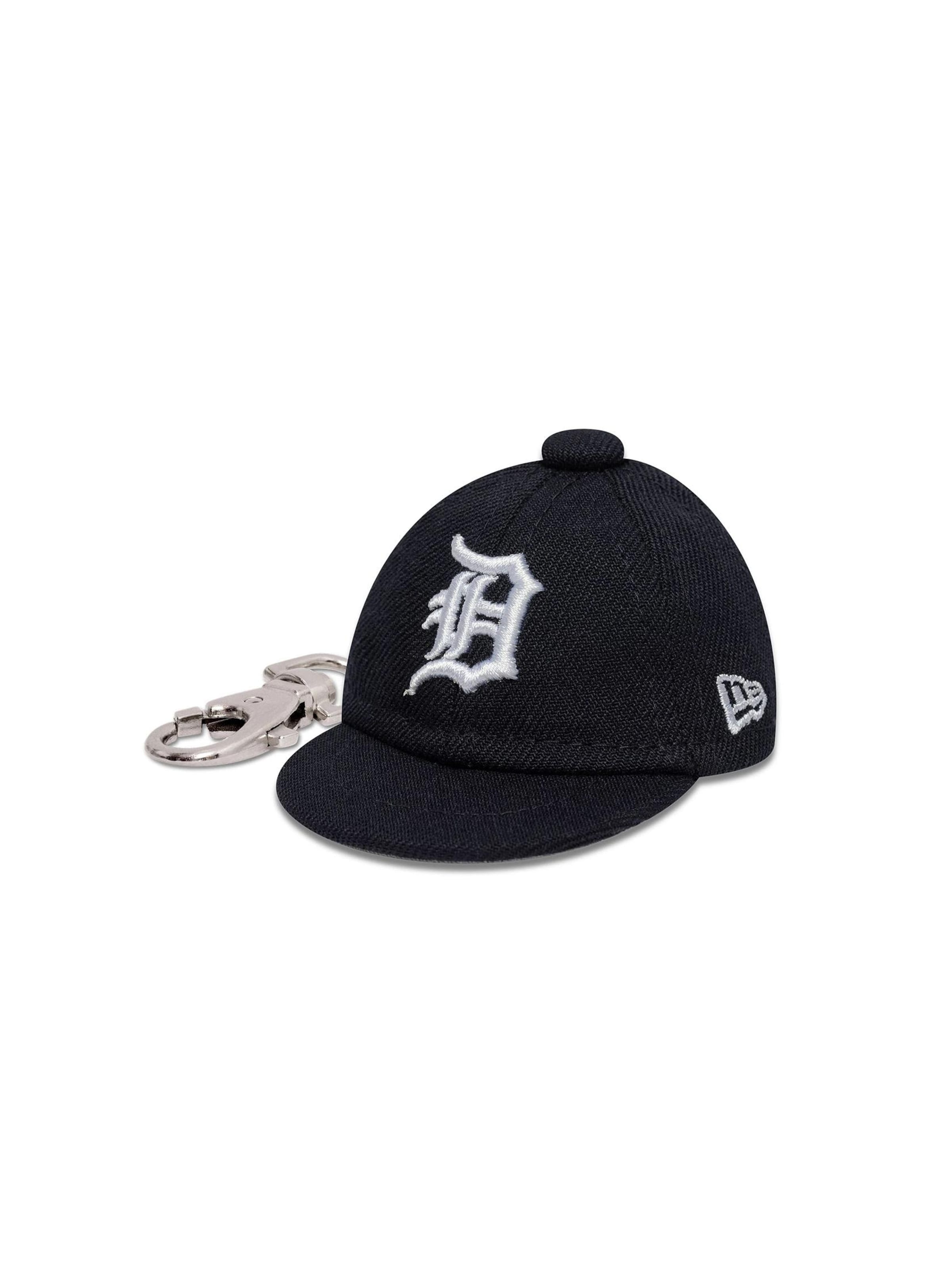 NEW ERA Key Ring 'Mini Cap' in Blue: front