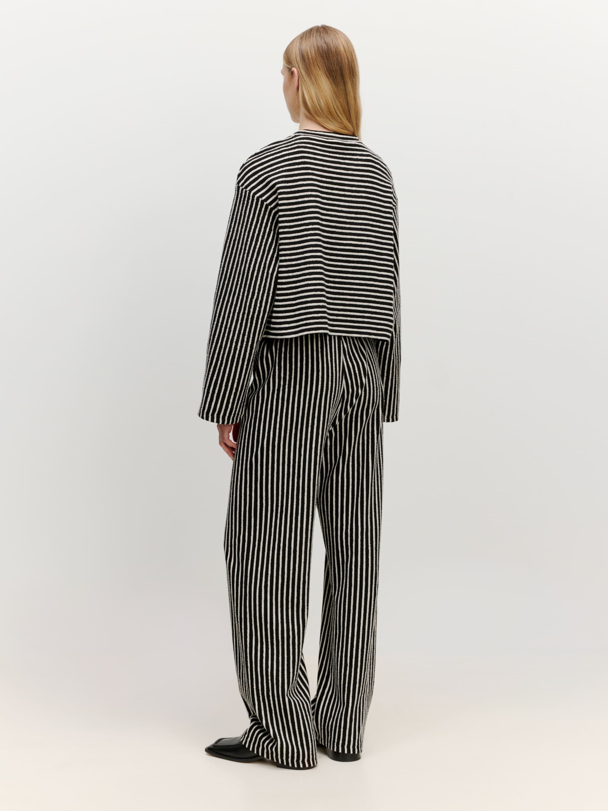 EDITED Producten Shirt 'Kassandra' Zwart