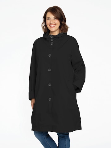 Yoek Between-Seasons Coat 'Rory' in Black: front