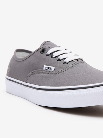 VANS Låg sneaker 'Authentic' i grå