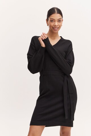 b.young Strickkleid in Schwarz: predná strana