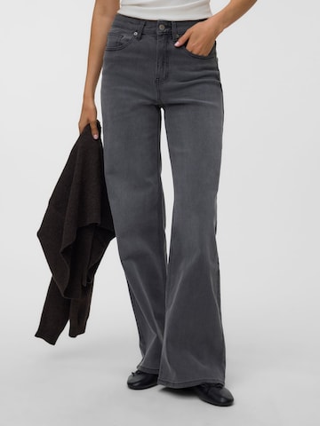 VERO MODA - Pierna ancha Vaquero 'VMOlivia' en gris