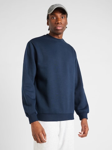 ABOUT YOU Sweatshirt 'Deniz Sweater' in Blau: predná strana