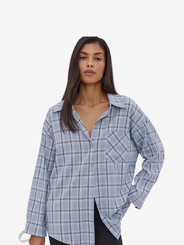 Estro Bluse '2711' i blå: forside