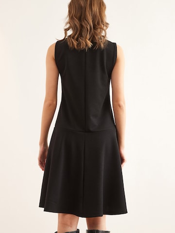 olalook Платье в Черный