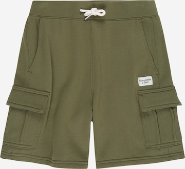 regular Pantaloni di Abercrombie & Fitch in verde: frontale