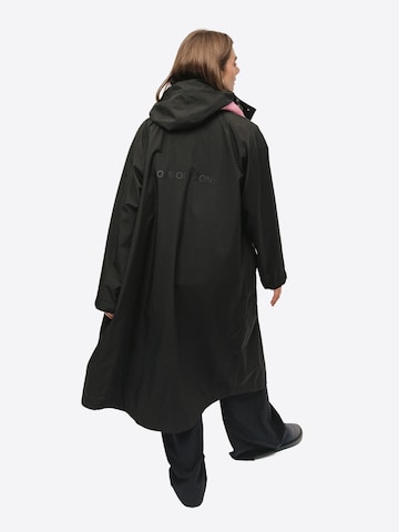 Kubota Overgangsparka 'Kubota Women's Oversized Rainjacket Waterproof Parka' i sort