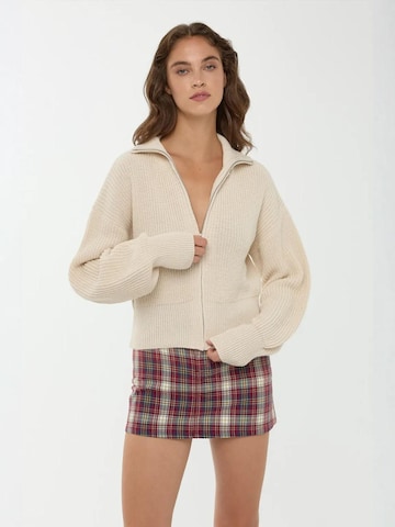 Cardigan 'Strickjacken' Hiccup en beige : devant
