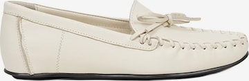 Desa Mokassin in Beige: Vorderseite