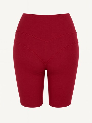 Coupe slim Leggings ''Lyocell-Wool Sculpted Shorts'' ZUBEK en rouge