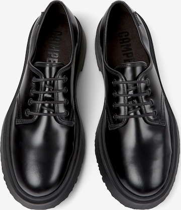 Chaussure à lacets 'Walden' CAMPER en noir