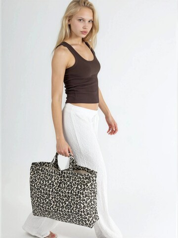 Busem Top in Brown