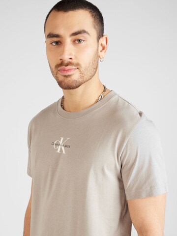 Calvin Klein Jeans Μπλουζάκι σε γκρι