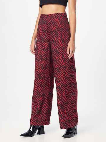 Nasty Gal Wide leg Trousers in Red: front