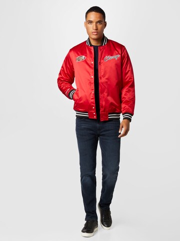 Mitchell & Ness Between-Season Jacket in Red
