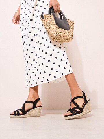 Friends Like These Sandal in Black