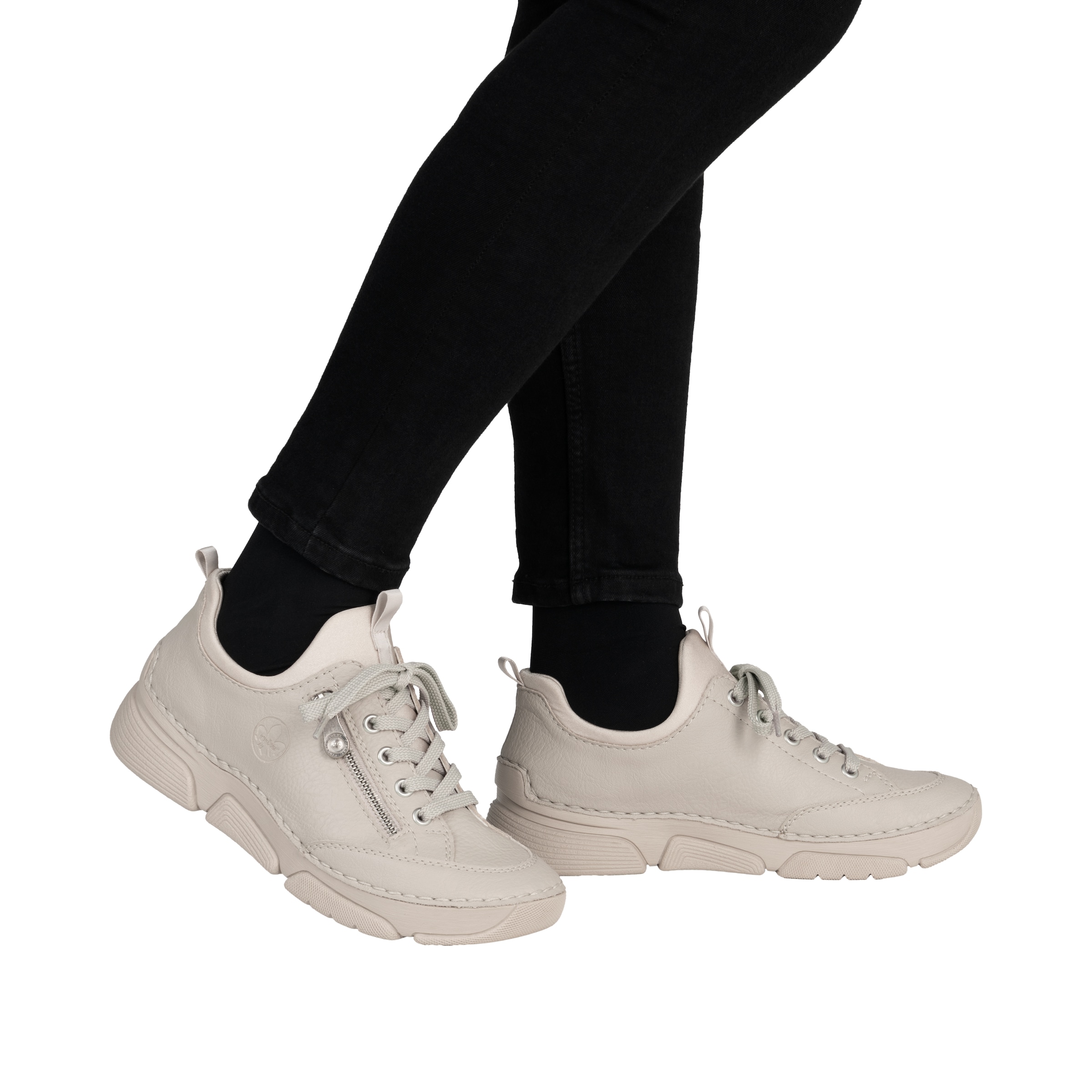 Baskets basses Rieker en beige