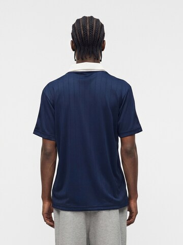 ADIDAS ORIGINALS - Camisa em azul