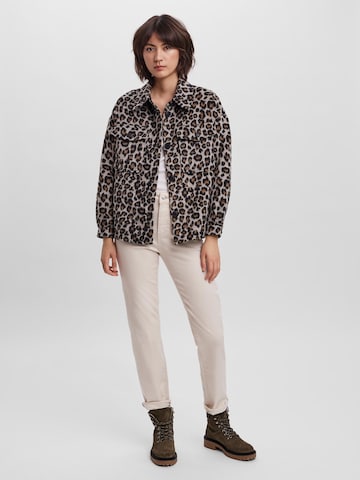 VERO MODA Between-Season Jacket 'Leony' in Brown