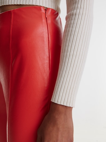 Skinny Leggings 'Teresa' di EDITED in rosso