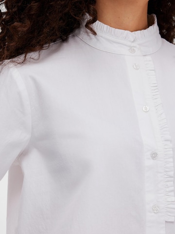 Bluză de la SELECTED FEMME pe alb