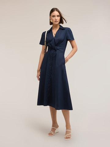 Robe-chemise MOTIVI en bleu