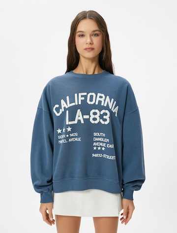 Koton Sweatshirt in Blauw: voorkant
