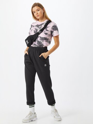 ADIDAS ORIGINALS Loosefit Kalhoty 'Boyfriend' – černá