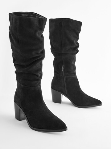 Next Boot in Black
