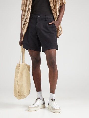 Regular Pantaloni eleganți de la HOLLISTER pe negru: față